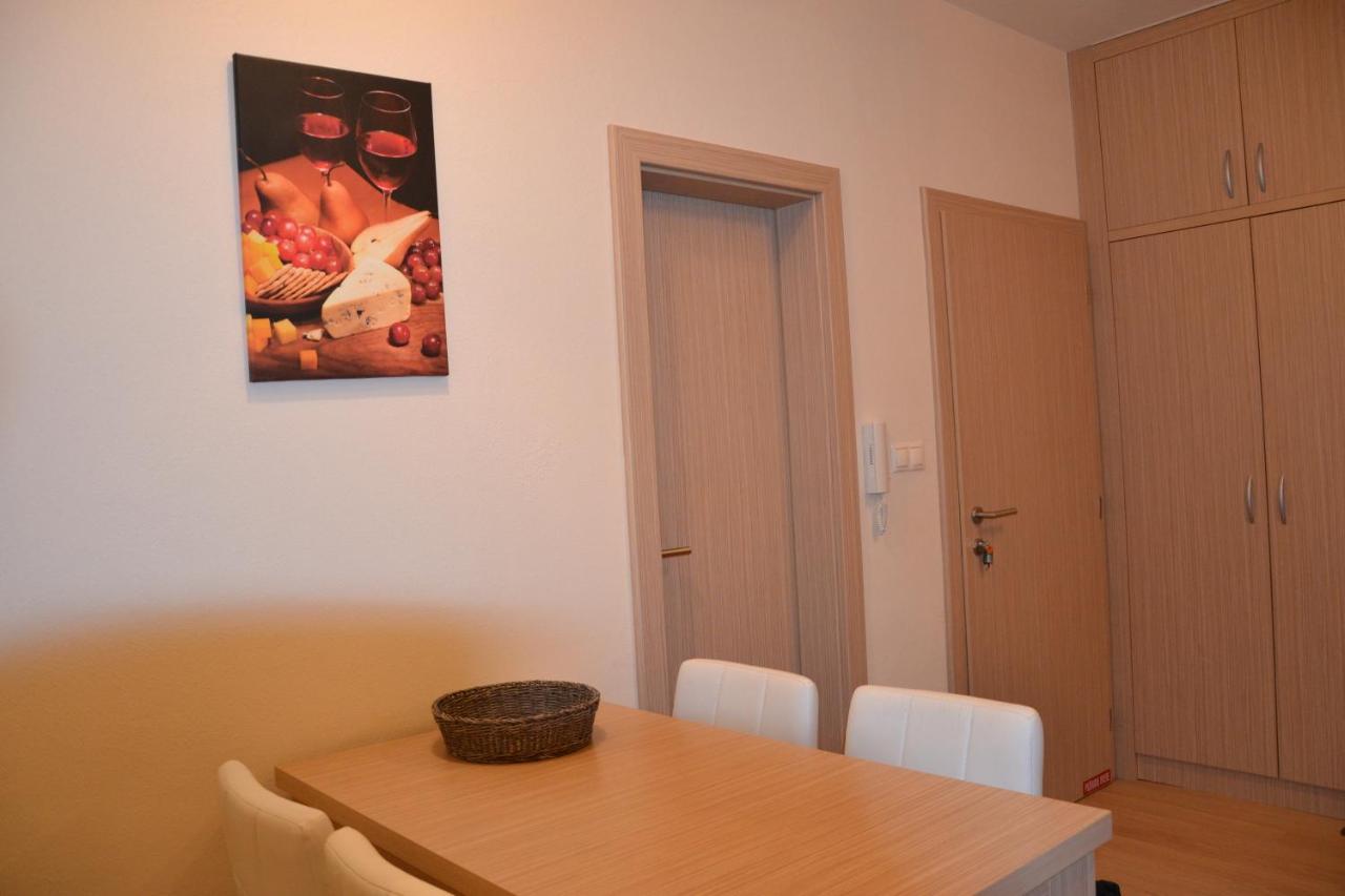 Apartmán v Starej Lesnej s balkónom Stara Lesna Exterior foto